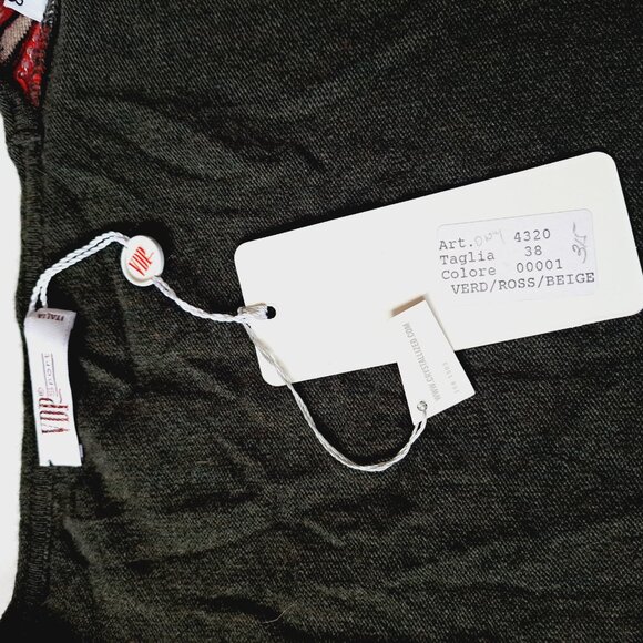 NEW VDP Italian Women's Knit Red Green Vest Sweater Size 38 / US 2-4 - Picture 10 of 16